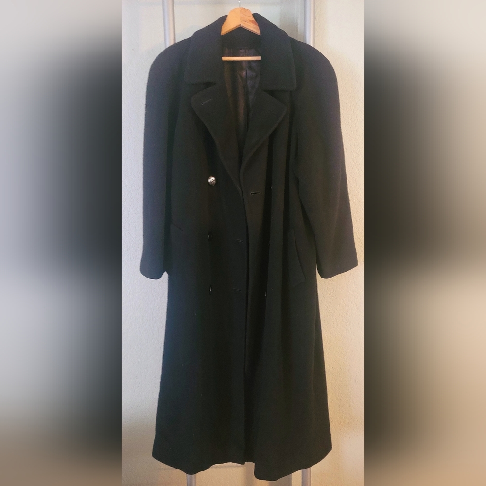 100% Cashmere Coat